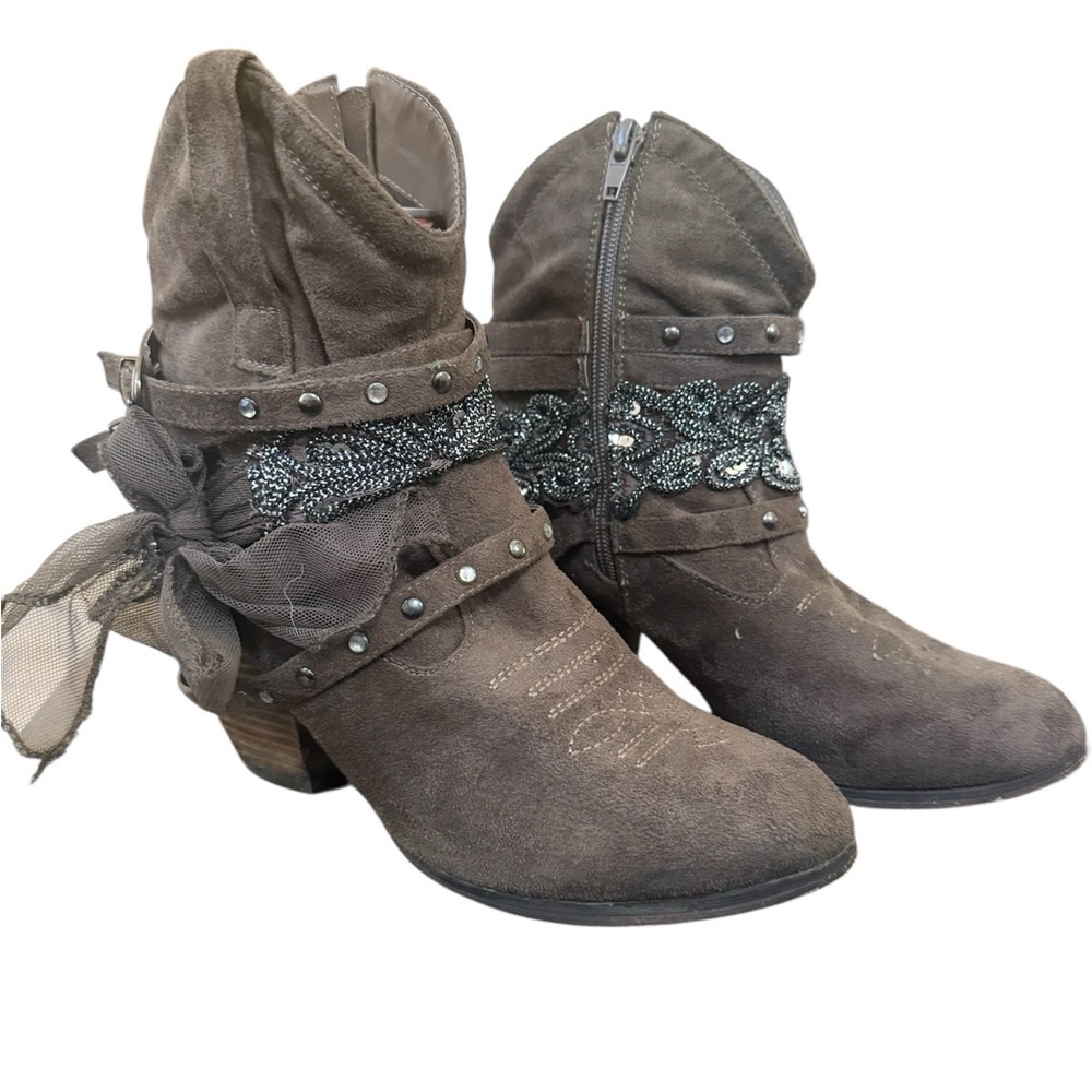 Women’s Dark Brown Embellished Combat Boots with Side Zipper - Picture 2 of 7